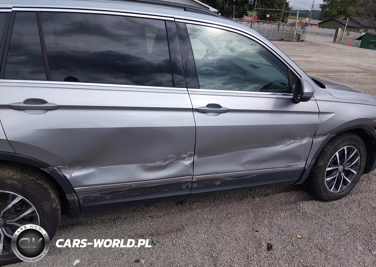 2020 Volkswagen Tiguan 2.0T Se-2.0T Se R-Line Black-2.0T Sel VIN:3VV2B7AX3LM032533 - 21