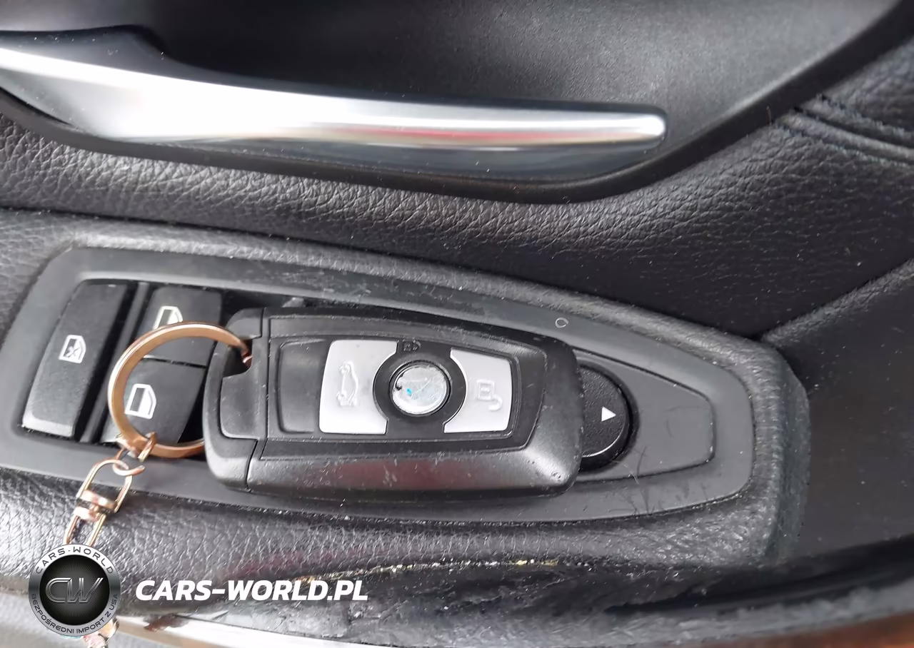 2013 BMW 328I xDrive VIN:WBA3B3C54DF532271 - 11