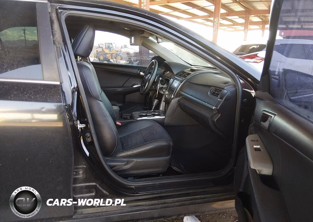 2014 Toyota Camry Se Sport VIN:4T1BF1FK0EU330240 - 5