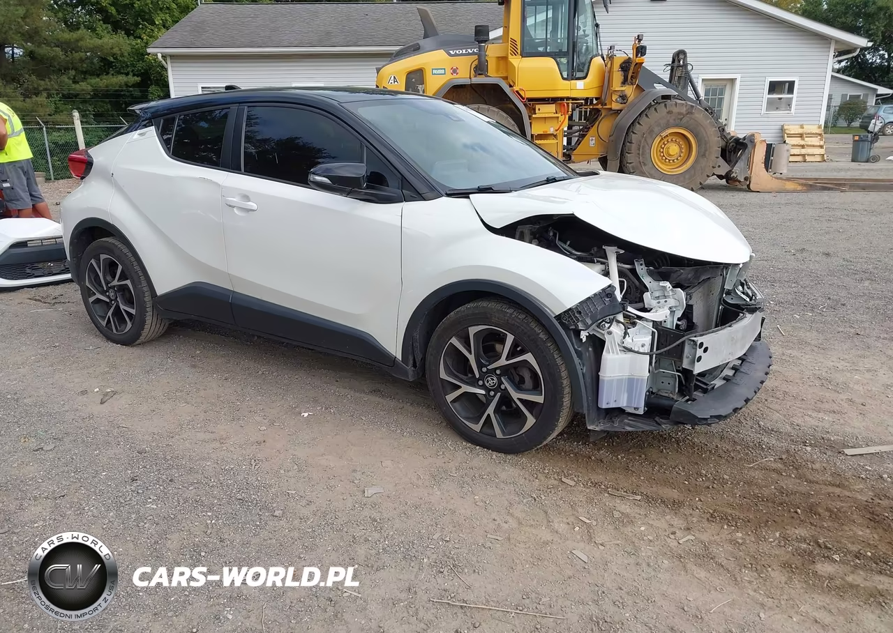 2020 Toyota C-Hr Xle – zdjęcie 1 z 17