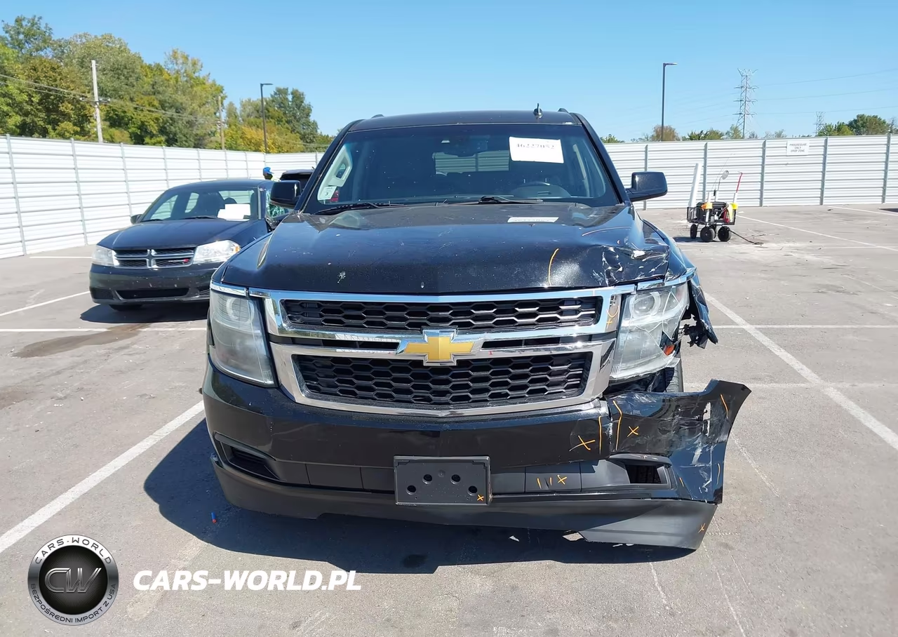 2015 Chevrolet Suburban Lt VIN:1GNSKJKC3FR197743 - 12