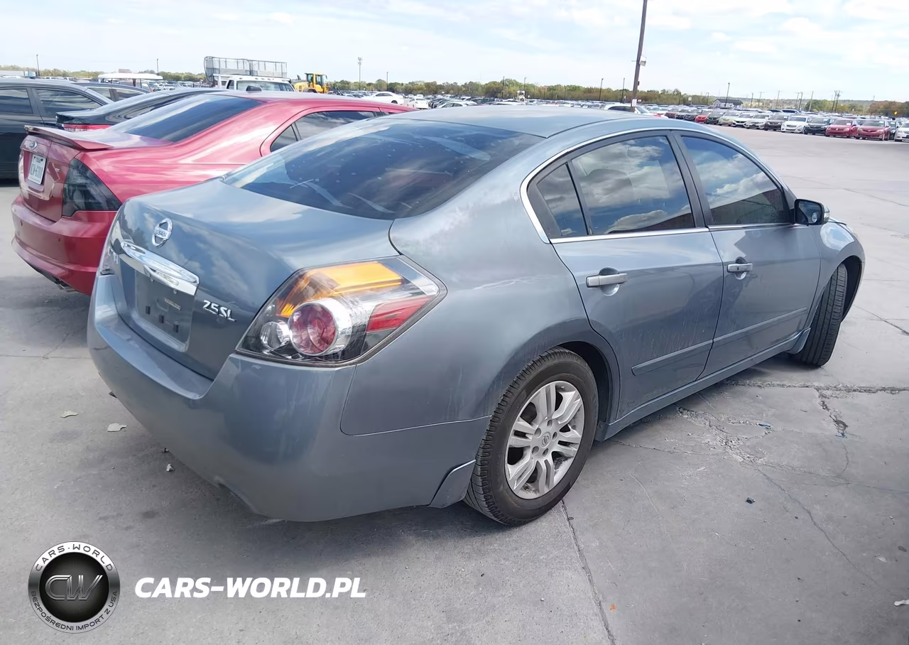 2012 Nissan Altima 2.5 S VIN:1N4AL2AP2CN405213 - 4