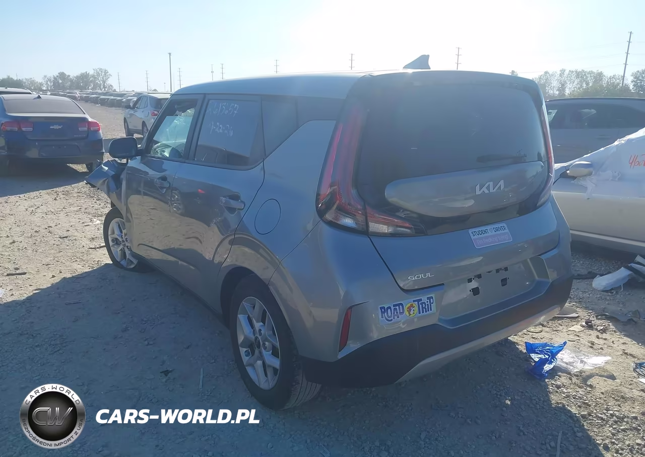 2024 Kia Soul Lx VIN:KNDJ23AU7R7913828 - 3