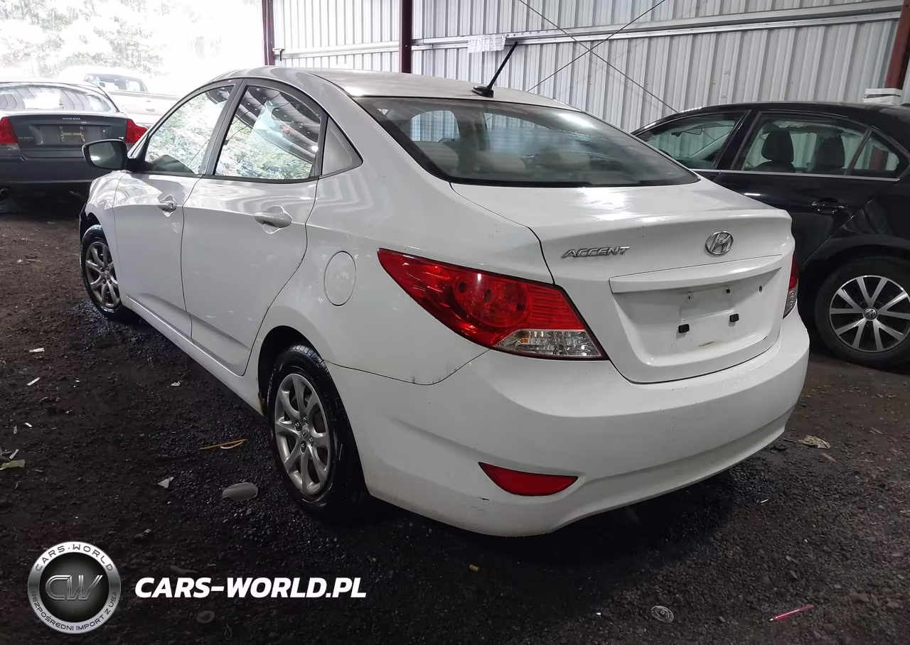 2013 Hyundai Accent Gls VIN:KMHCT4AE3DU506096 - 3