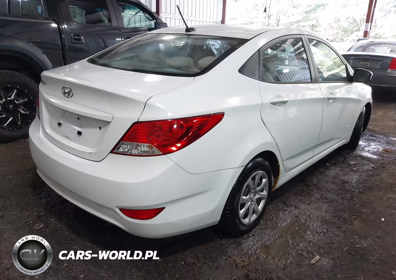 2013 Hyundai Accent Gls VIN:KMHCT4AE3DU506096 - 4