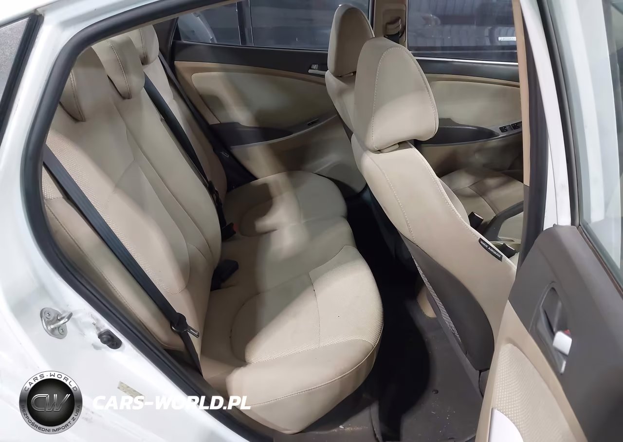2013 Hyundai Accent Gls VIN:KMHCT4AE3DU506096 - 8