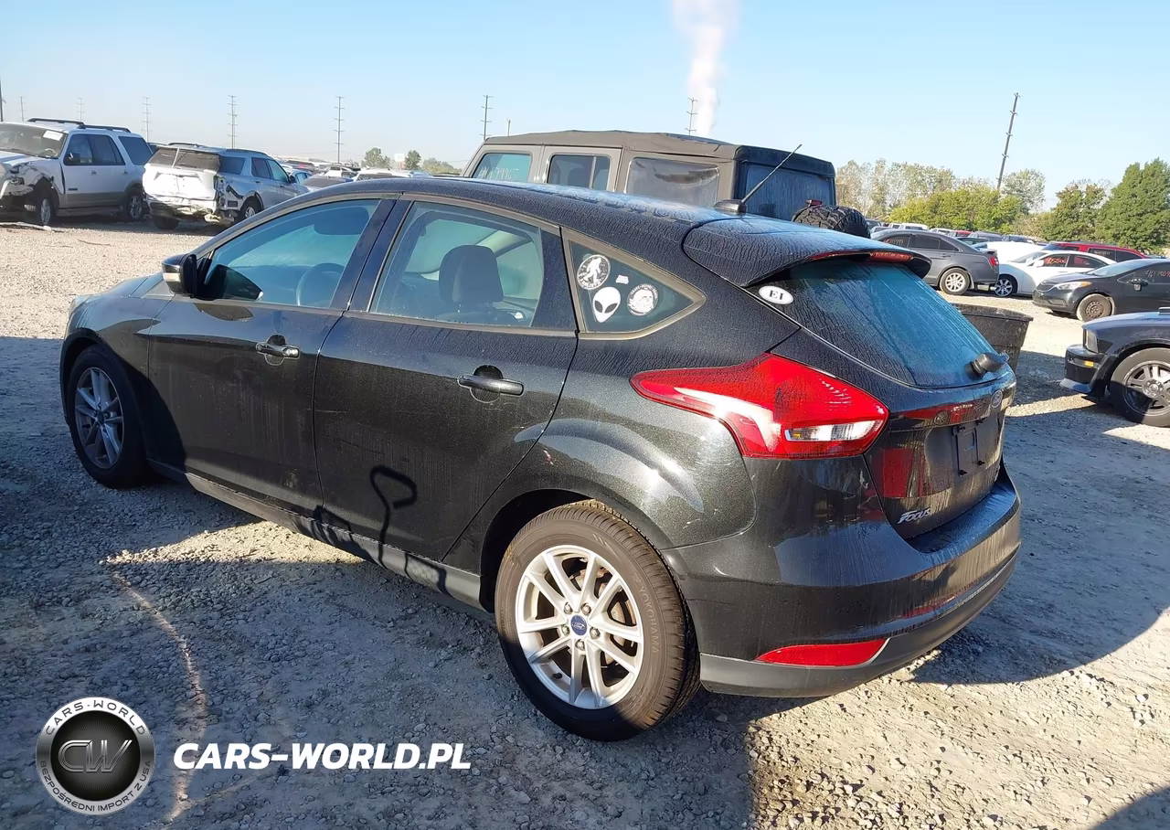 2015 Ford Focus Se VIN:1FADP3KE9FL254231 - 3