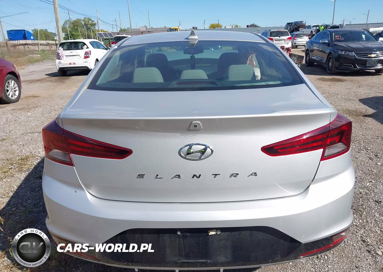 2019 Hyundai Elantra Value Edition VIN:5NPD84LF5KH419808 - 15