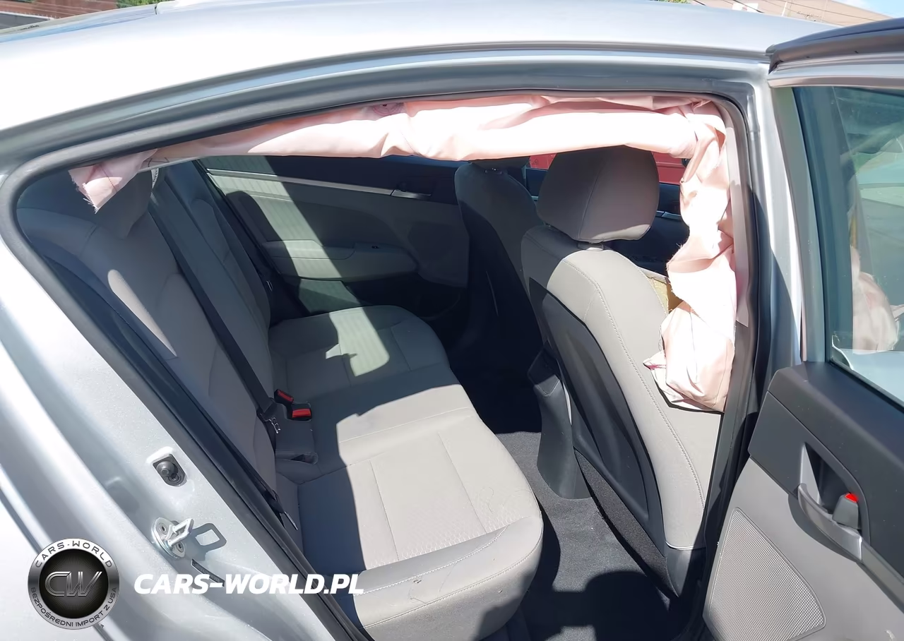 2019 Hyundai Elantra Value Edition VIN:5NPD84LF5KH419808 - 8