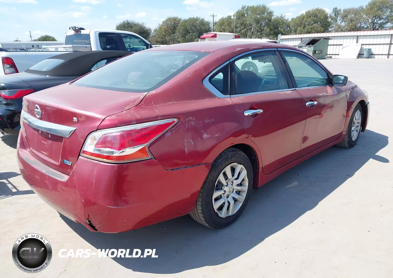 2013 Nissan Altima 2.5 S VIN:1N4AL3AP0DC180342 - 4