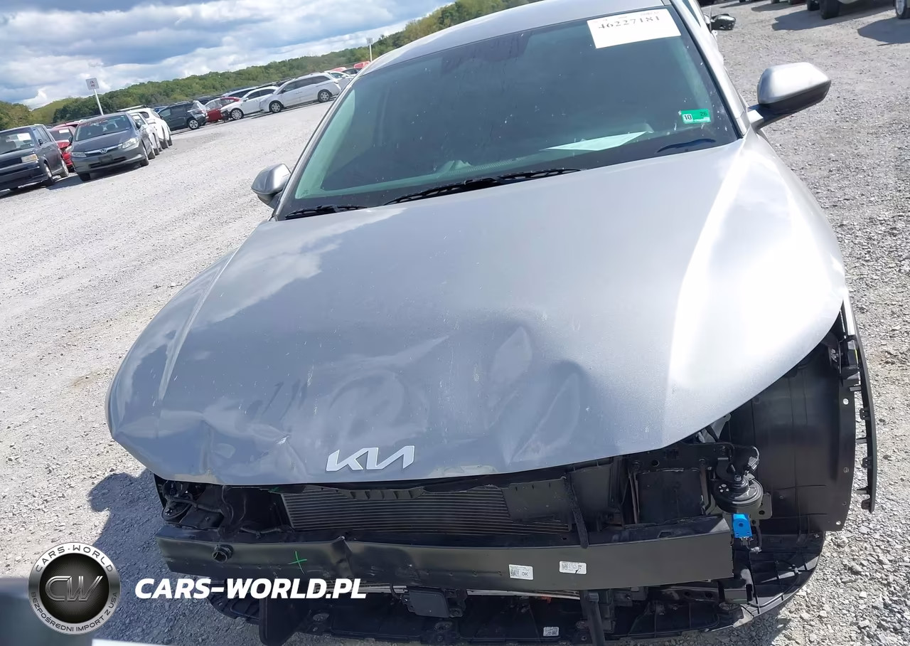 2025 Kia K4 Lxs VIN:3KPFT4DE4SE219715 - 13
