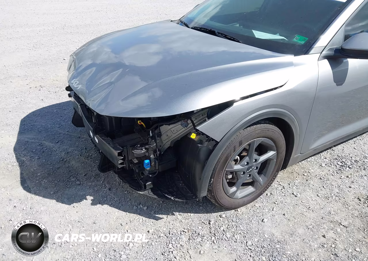 2025 Kia K4 Lxs VIN:3KPFT4DE4SE219715 - 6