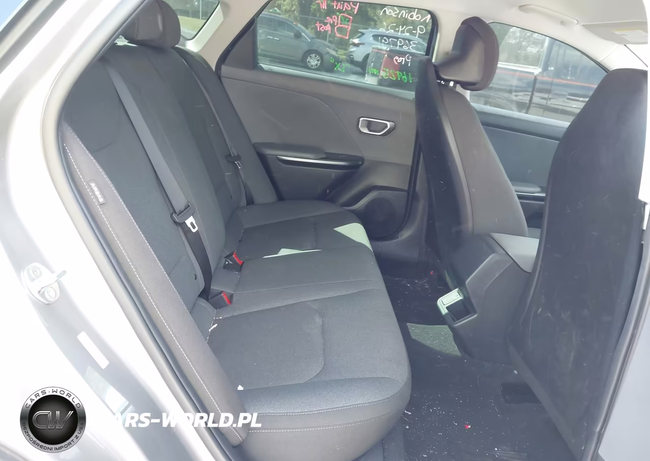 2025 Kia K4 Lxs VIN:3KPFT4DE4SE219715 - 8