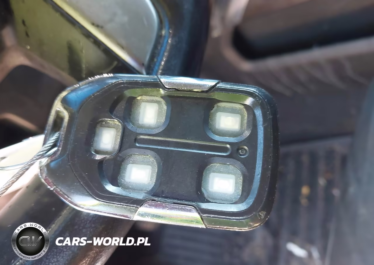 2020 Chevrolet Silverado 1500 4Wd Short Bed Rst VIN:1GCUYEED1LZ309883 - 11