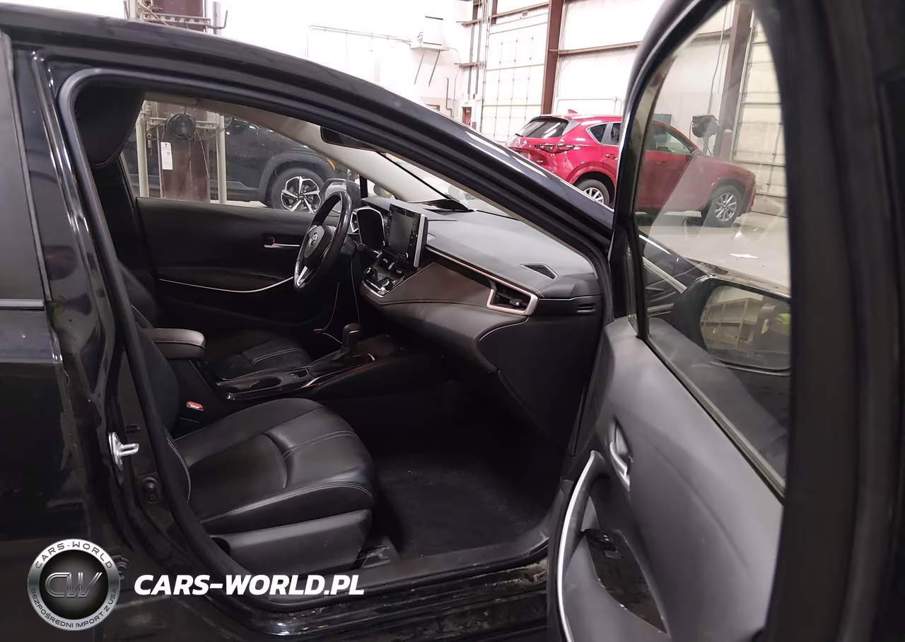 2020 Toyota Corolla Xle VIN:JTDFPRAE1LJ074790 - 5