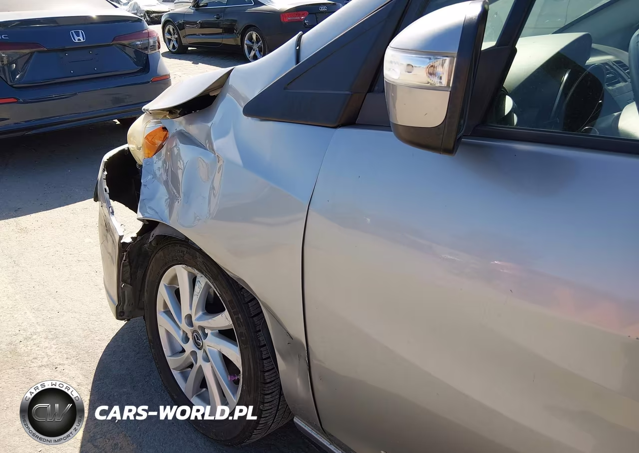 2014 Mazda Mazda5 Sport VIN:JM1CW2BL9E0163994 - 13