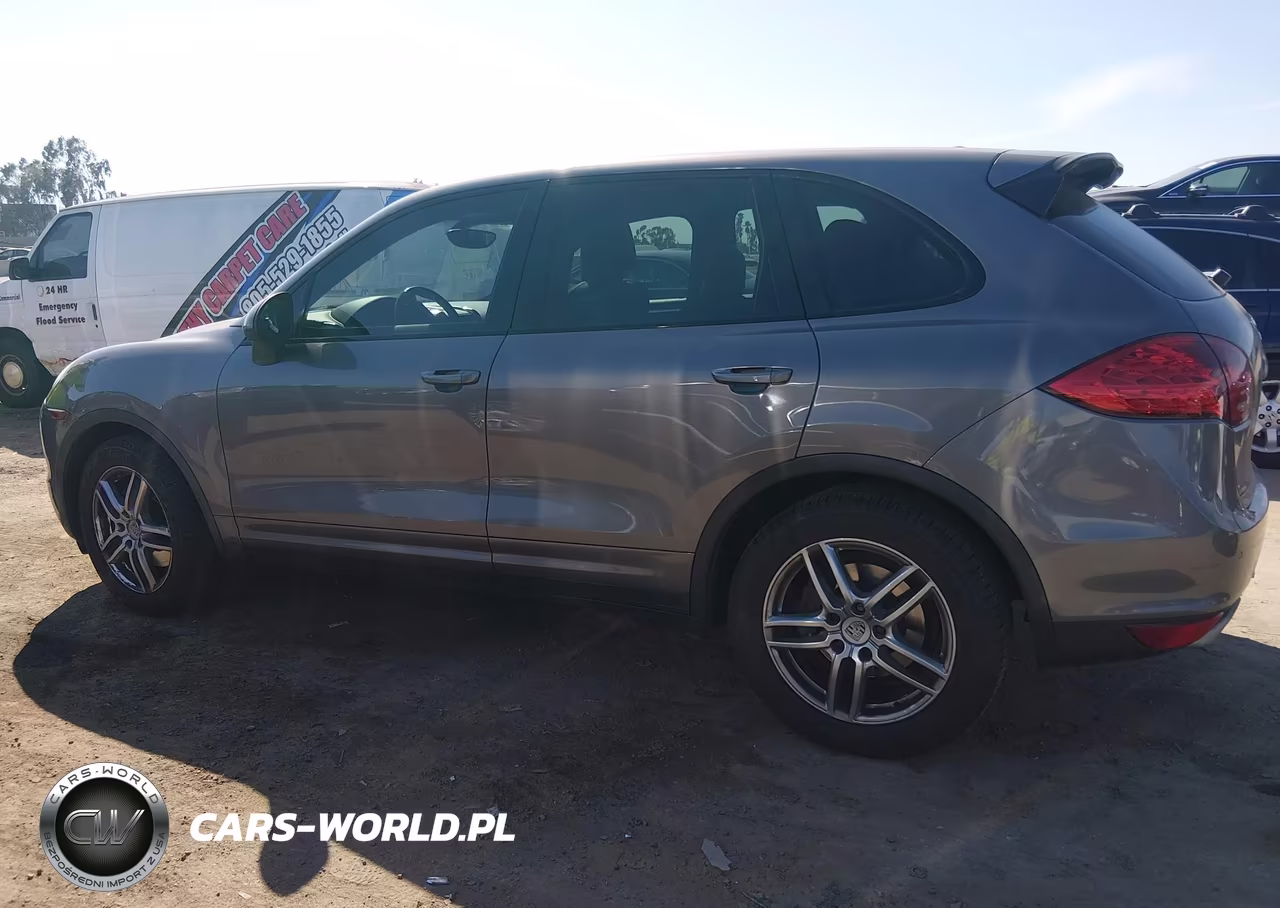 2011 Porsche Cayenne VIN:WP1AA2A20BLA07379 - 14