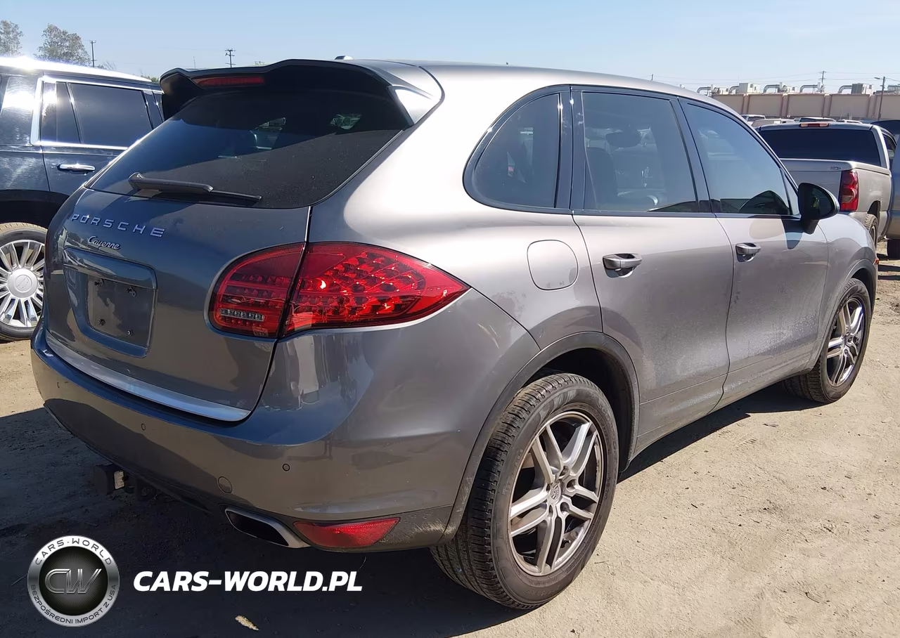 2011 Porsche Cayenne VIN:WP1AA2A20BLA07379 - 4