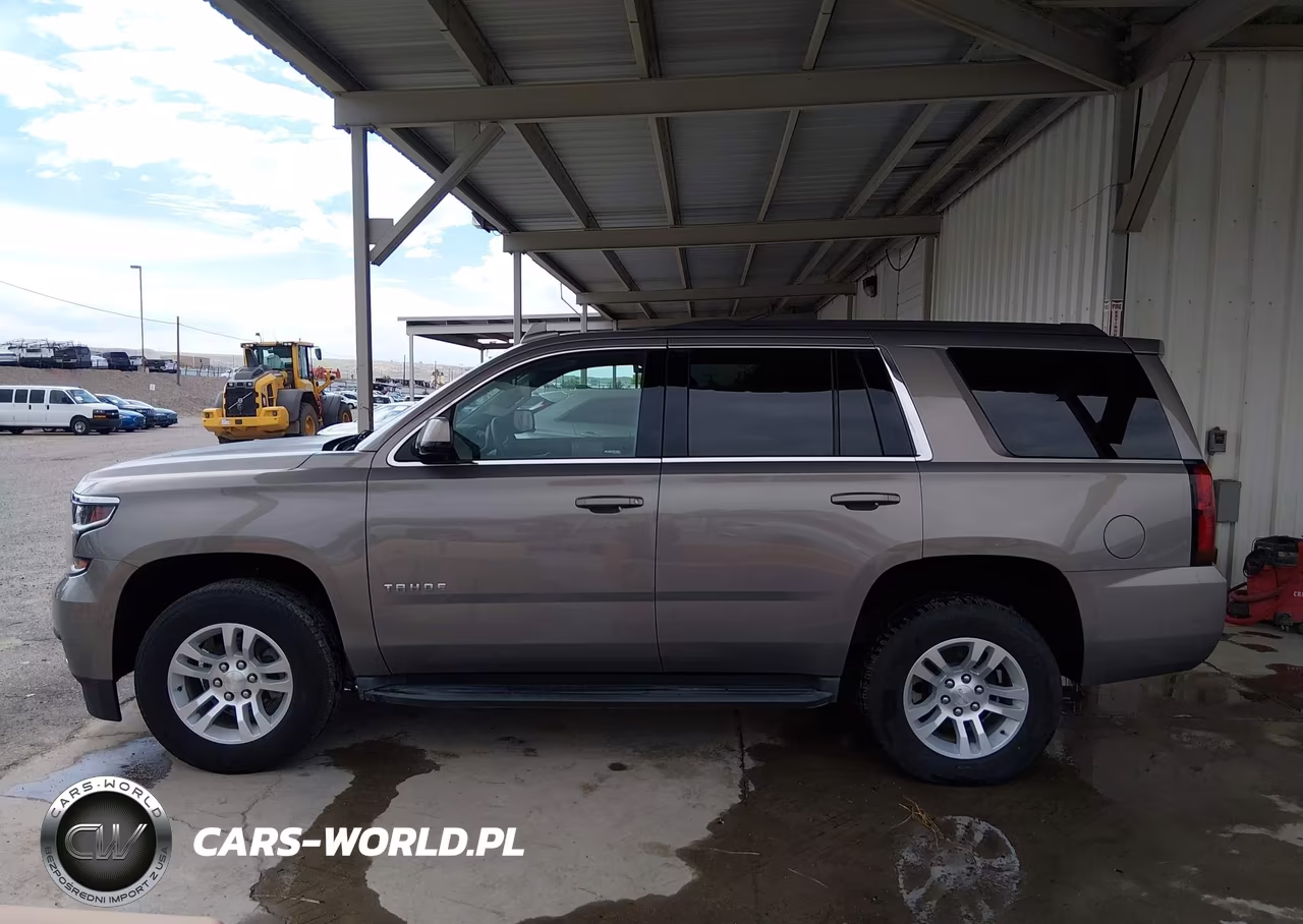 2017 Chevrolet Tahoe Ls VIN:1GNSKAEC9HR293553 - 14