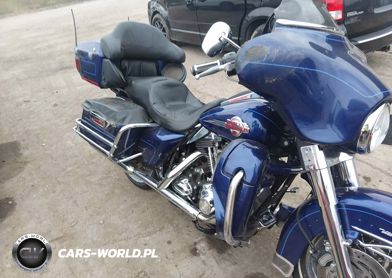 2007 Harley-Davidson Flhtcui VIN:1HD1FC4197Y605913 - 12