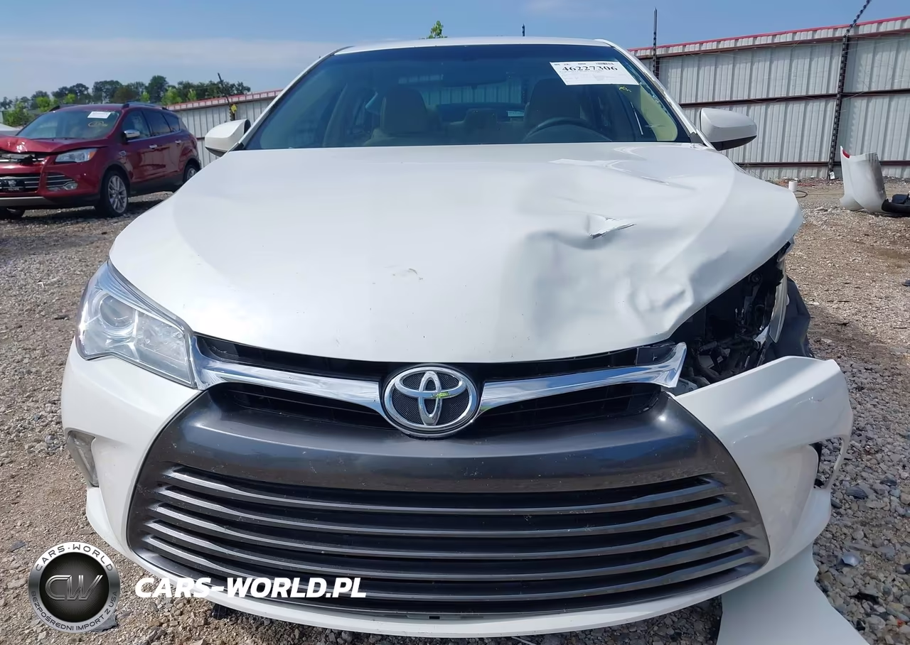 2015 Toyota Camry Xle VIN:4T1BF1FK2FU101995 - 6