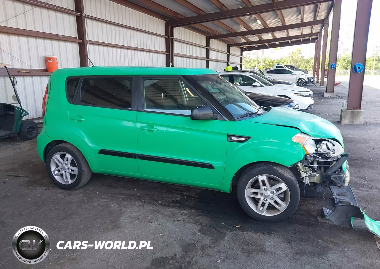 2013 Kia Soul VIN:KNDJT2A57D7634257 - 13