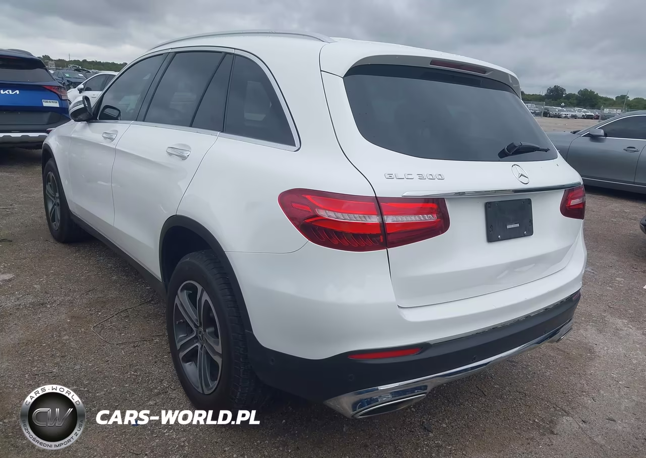 2018 Mercedes-Benz Glc 300 VIN:WDC0G4JB7JV104924 - 3