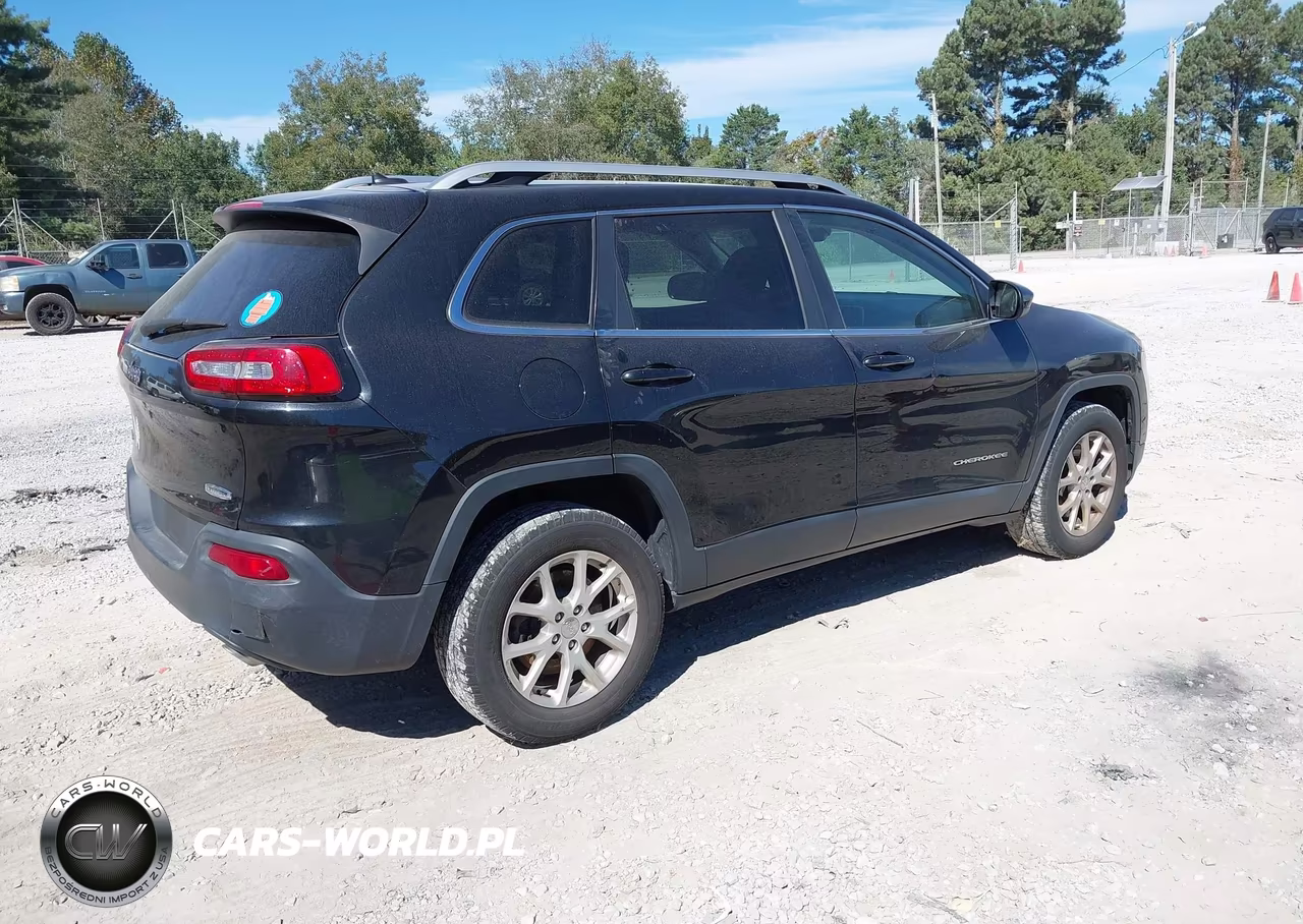 2014 Jeep Cherokee Latitude VIN:1C4PJMCS3EW227641 - 4