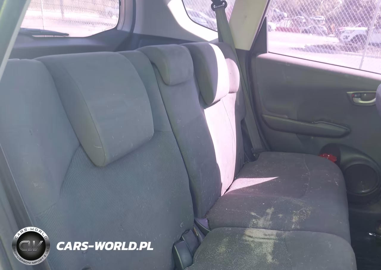 2012 Honda Fit VIN:JHMGE8H31CC037606 - 8