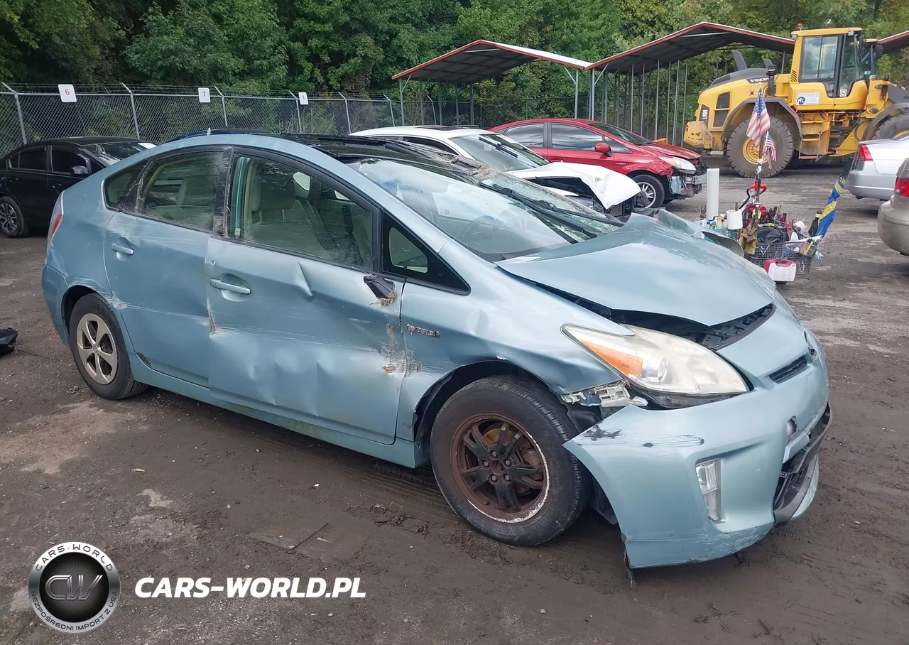 2015 Toyota Prius Three – zdjęcie 1 z 16