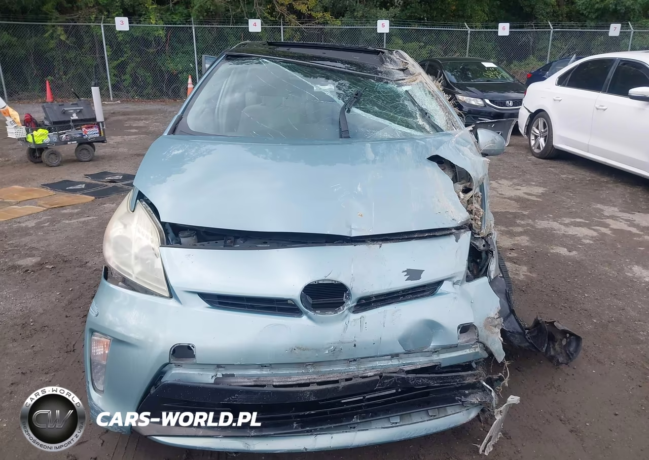 2015 Toyota Prius Three VIN:JTDKN3DU3F1949425 - 12
