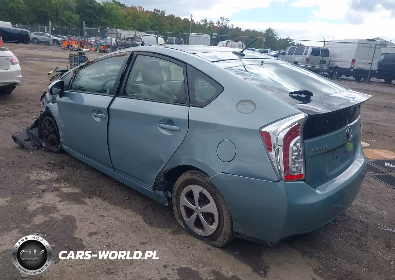 2015 Toyota Prius Three VIN:JTDKN3DU3F1949425 - 3