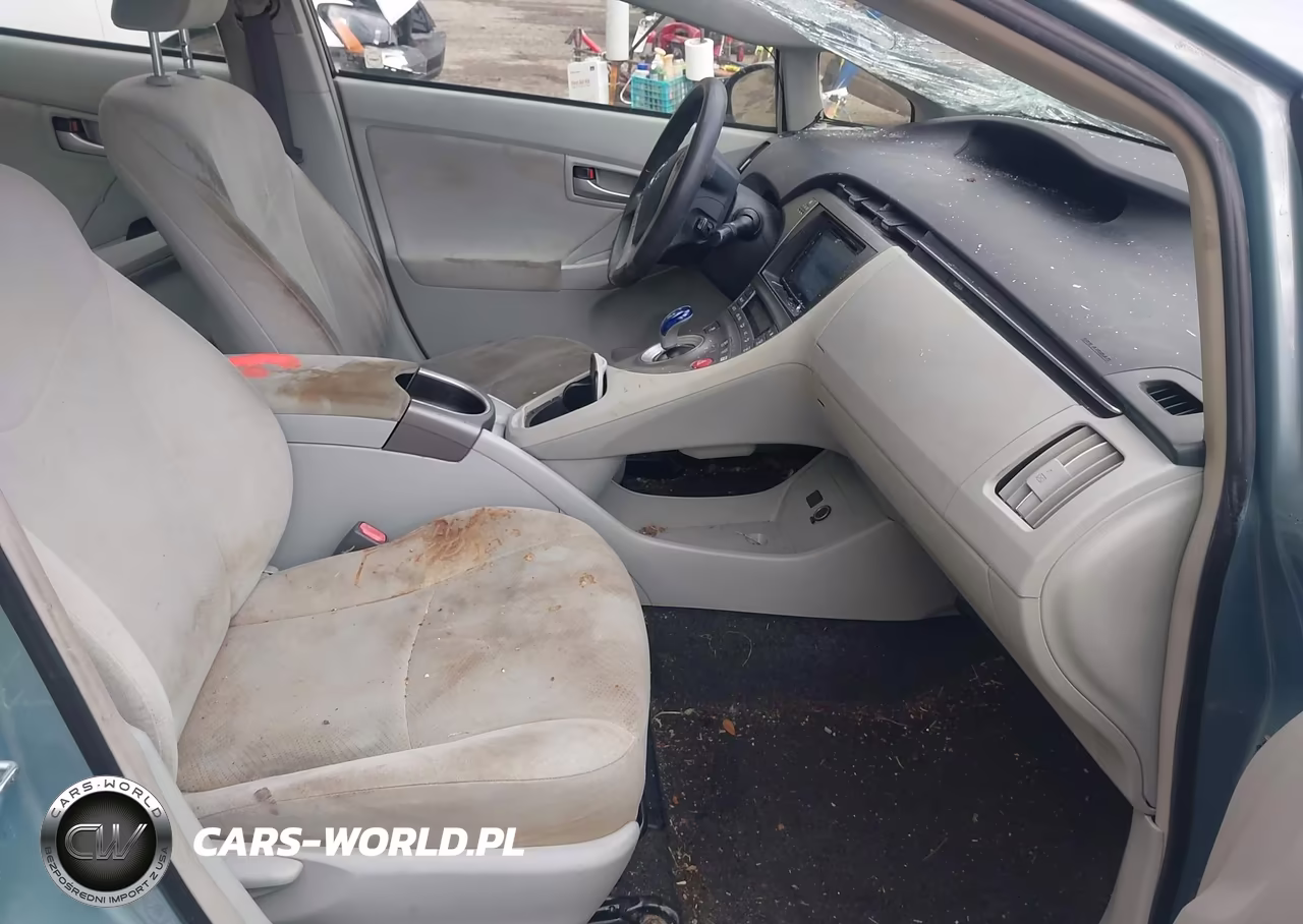 2015 Toyota Prius Three VIN:JTDKN3DU3F1949425 - 5