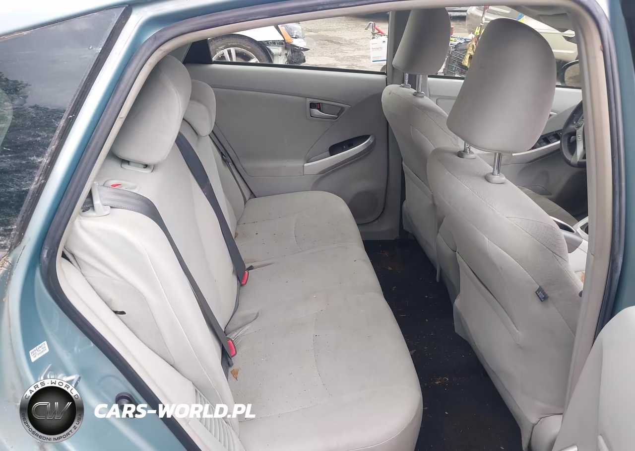 2015 Toyota Prius Three VIN:JTDKN3DU3F1949425 - 8