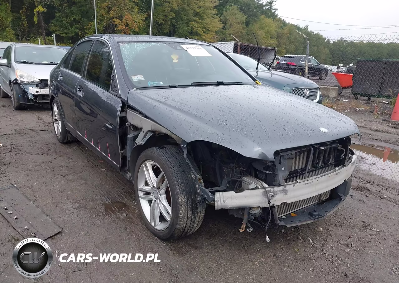 2013 Mercedes-Benz C 300 Sport 4Matic