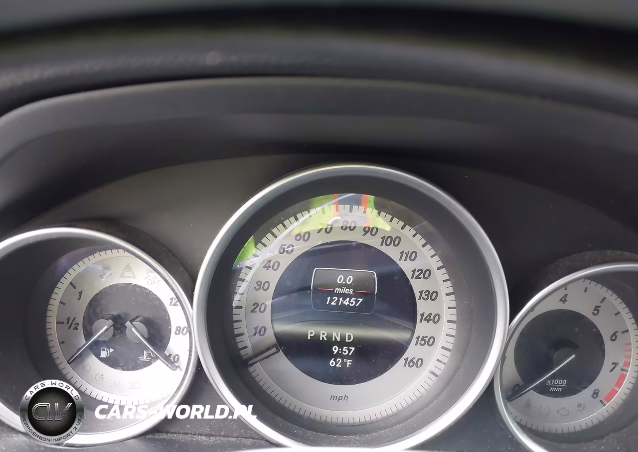 2013 Mercedes-Benz C 300 Sport 4Matic VIN:WDDGF8AB7DR285816 - 16