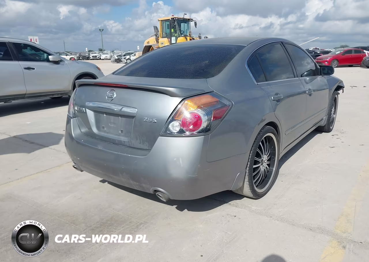 2007 Nissan Altima 2.5 S VIN:1N4AL21E17C182680 - 4