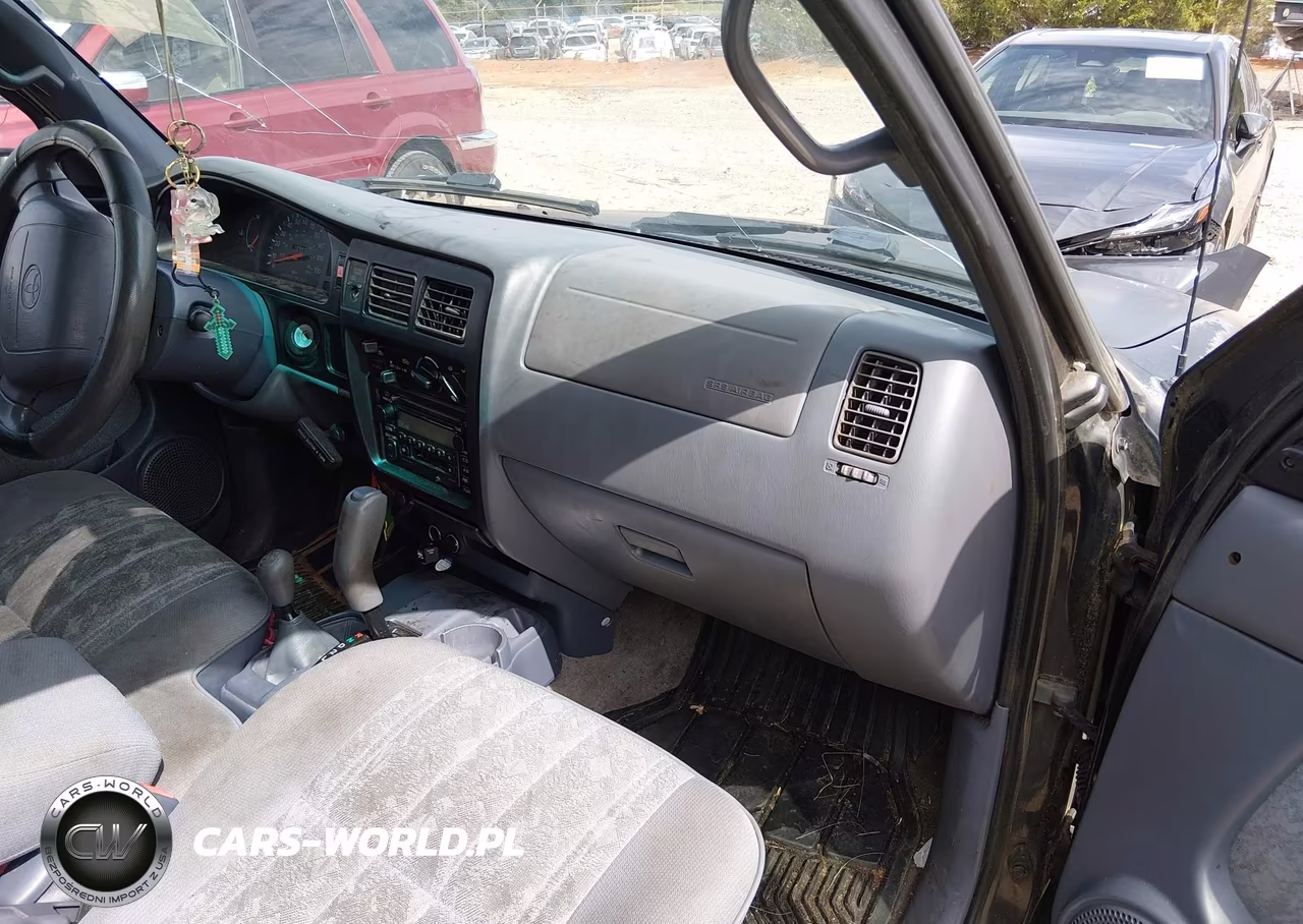 2000 Toyota Tacoma Base V6 VIN:4TAWN72N5YZ615501 - 5