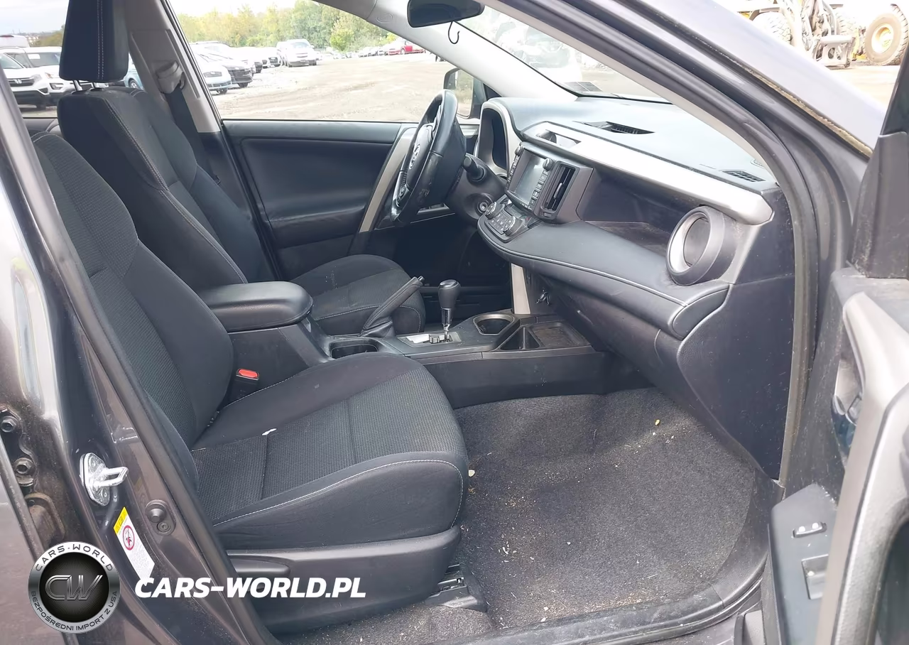 2016 Toyota Rav4 Xle VIN:2T3RFREV8GW464979 - 5