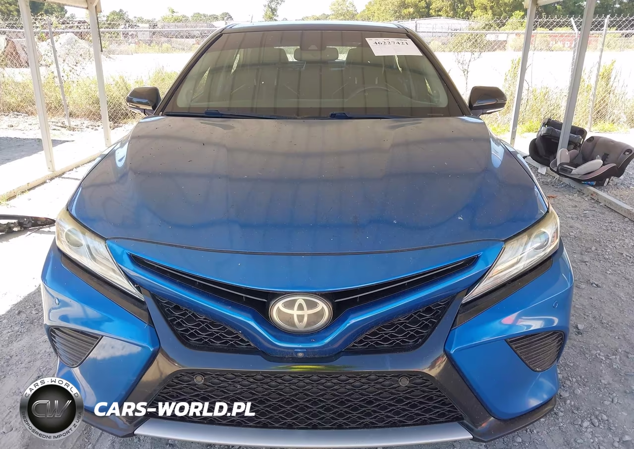 2018 Toyota Camry Xse VIN:4T1B61HK1JU064878 - 12