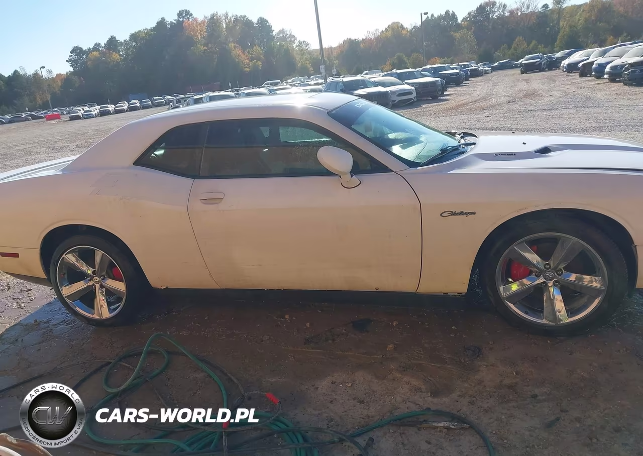2013 Dodge Challenger R-T Classic VIN:2C3CDYBT3DH660112 - 13