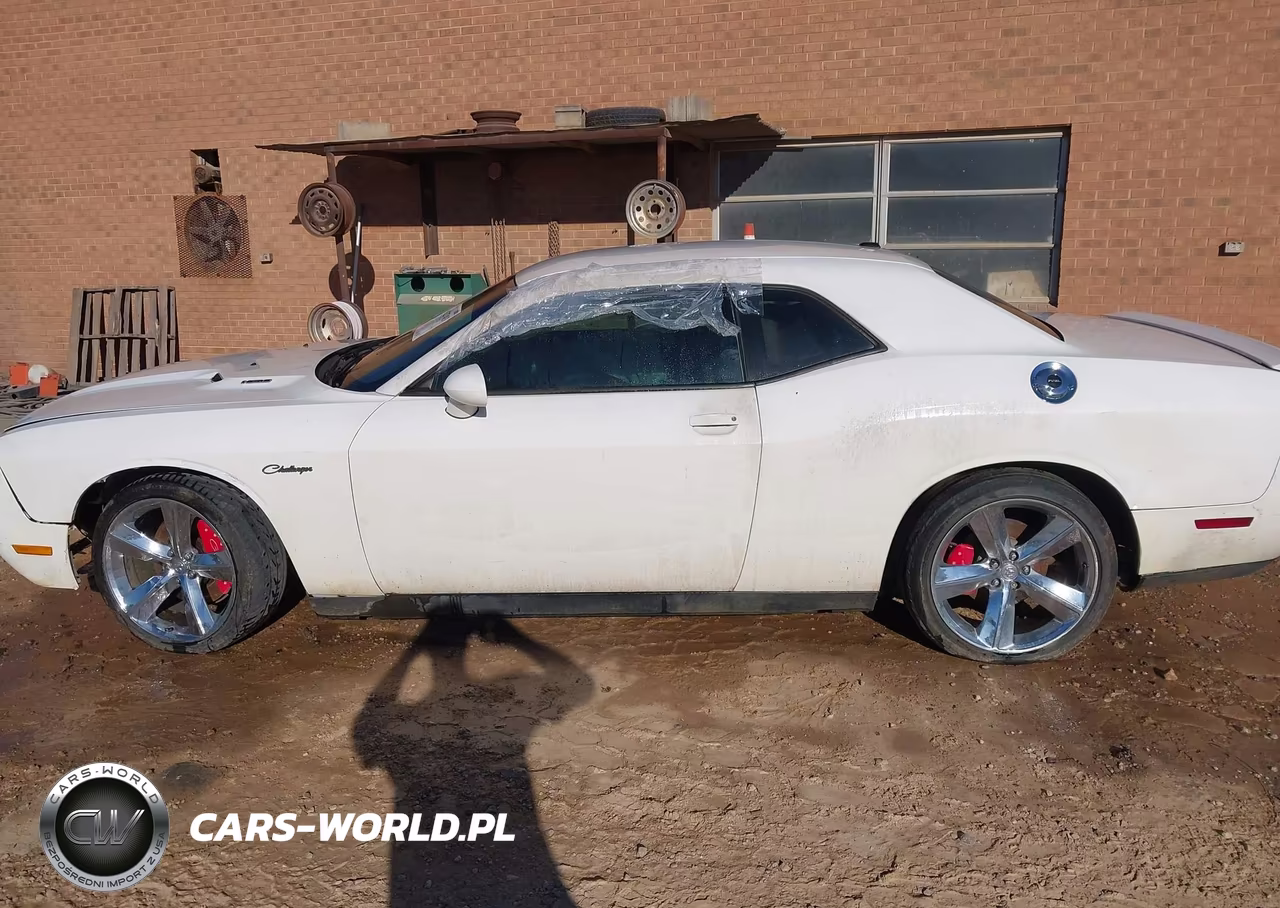 2013 Dodge Challenger R-T Classic VIN:2C3CDYBT3DH660112 - 14