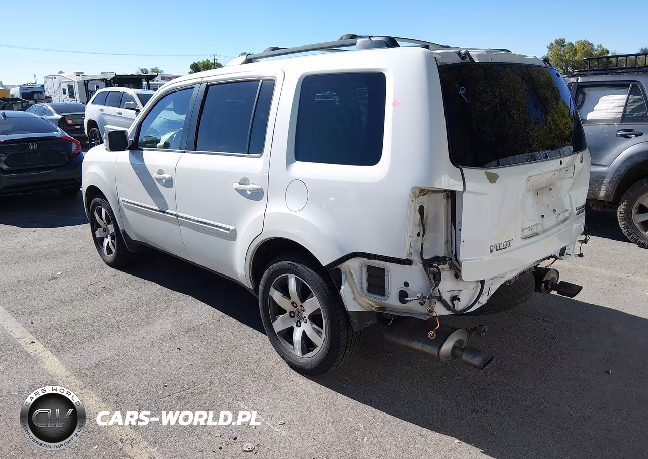 2013 Honda Pilot Touring VIN:5FNYF4H93DB025414 - 3
