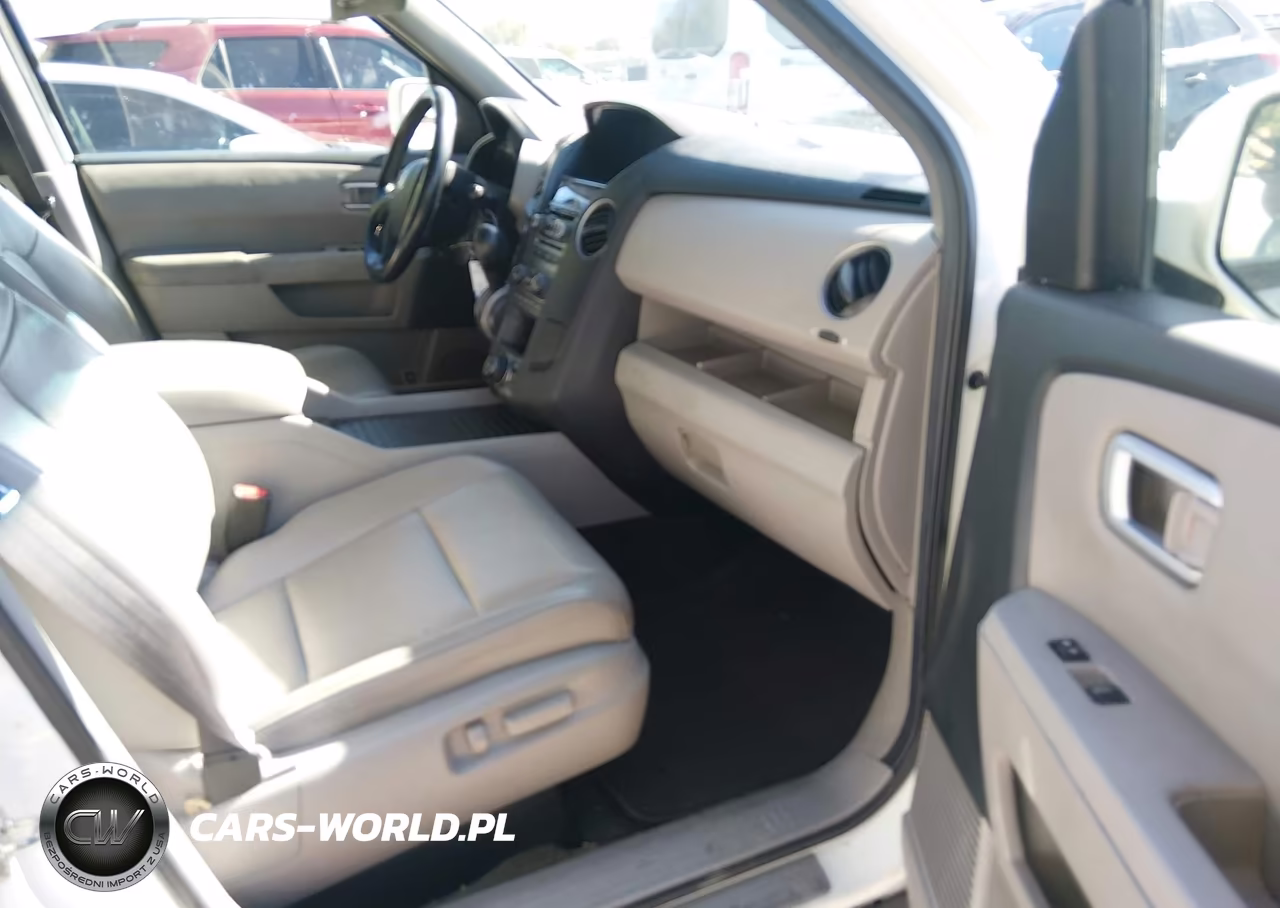 2013 Honda Pilot Touring VIN:5FNYF4H93DB025414 - 5