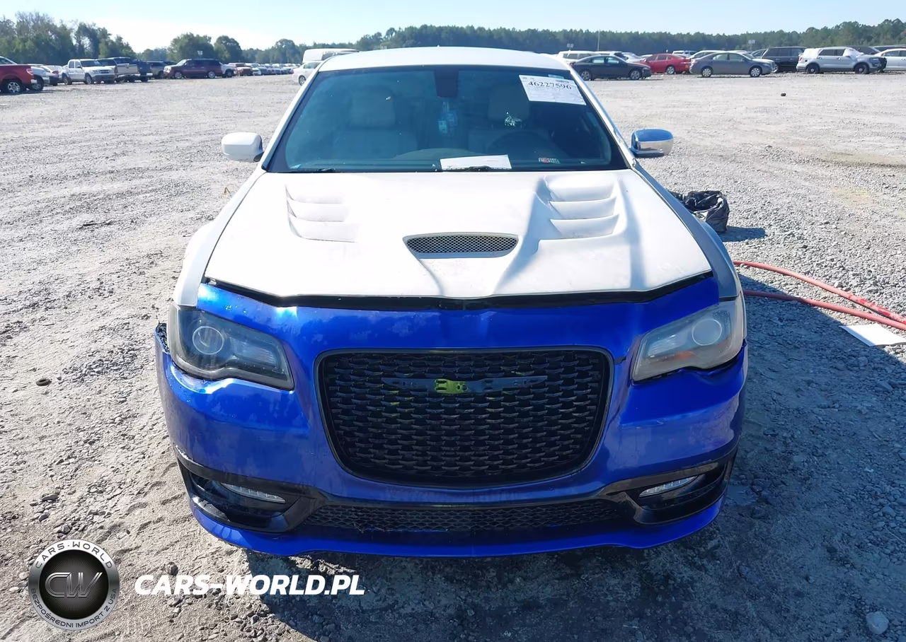 2019 Chrysler 300 300S VIN:2C3CCABG5KH689461 - 11