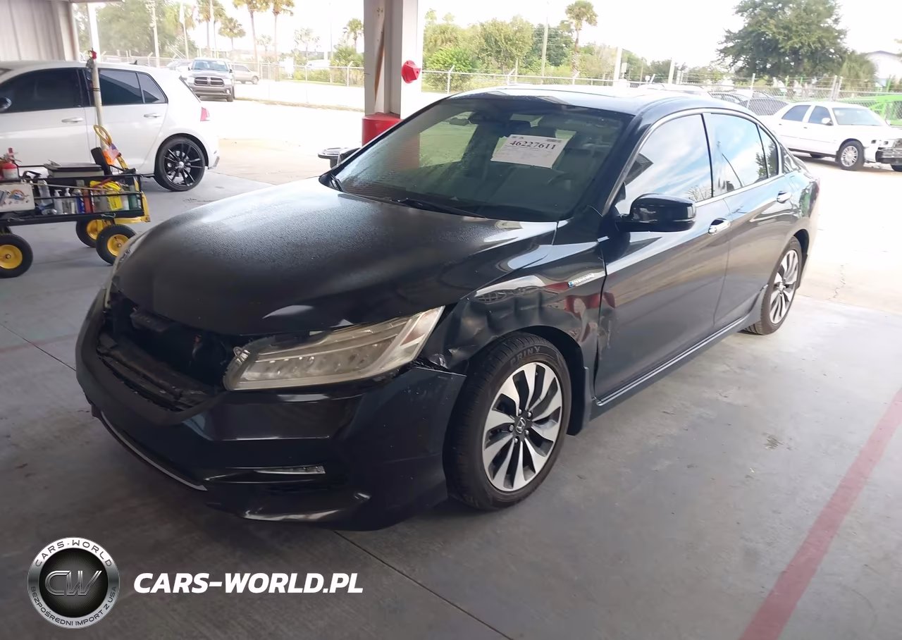 2017 Honda Accord Hybrid Touring VIN:JHMCR6F71HC000835 - 2