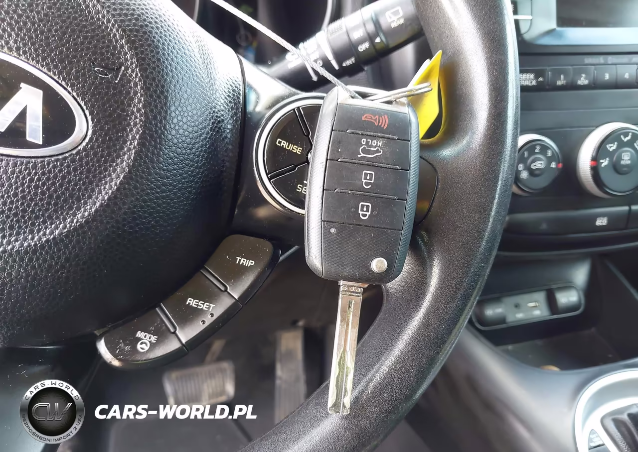 2016 Kia Soul VIN:KNDJN2A23G7844049 - 11