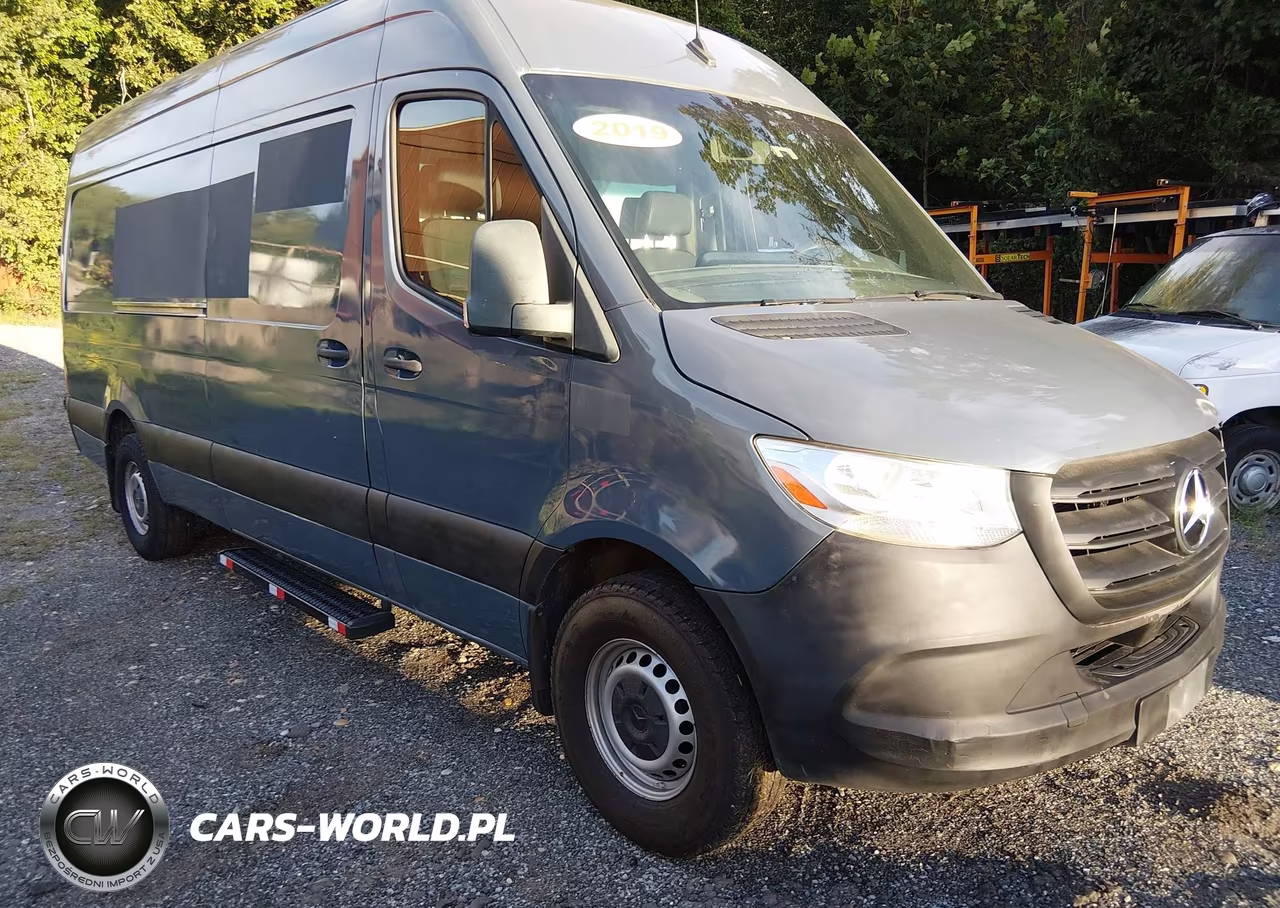 2019 Mercedes-Benz Sprinter 2500 High Roof V6 VIN:WD4PF1CD6KP152673 - 1