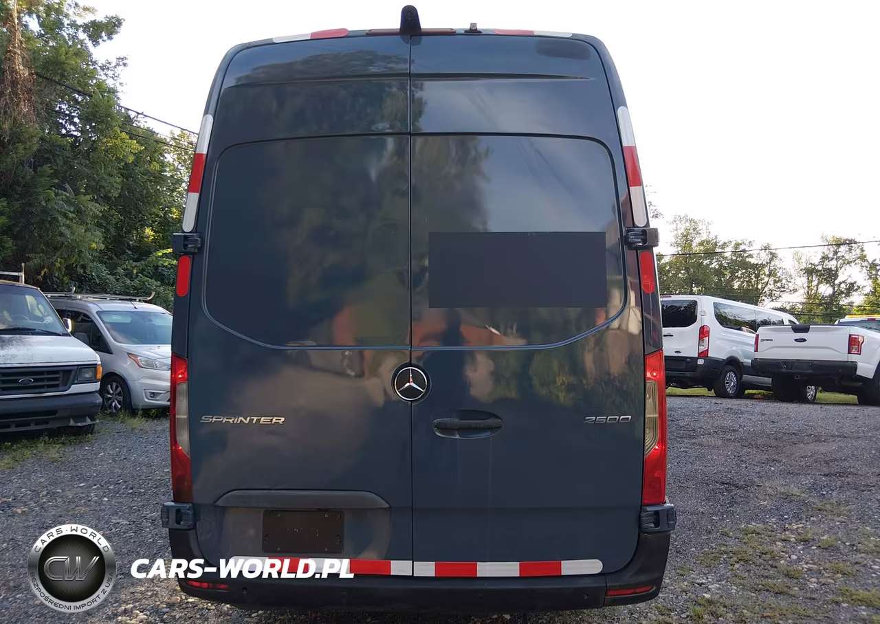 2019 Mercedes-Benz Sprinter 2500 High Roof V6 VIN:WD4PF1CD6KP152673 - 17