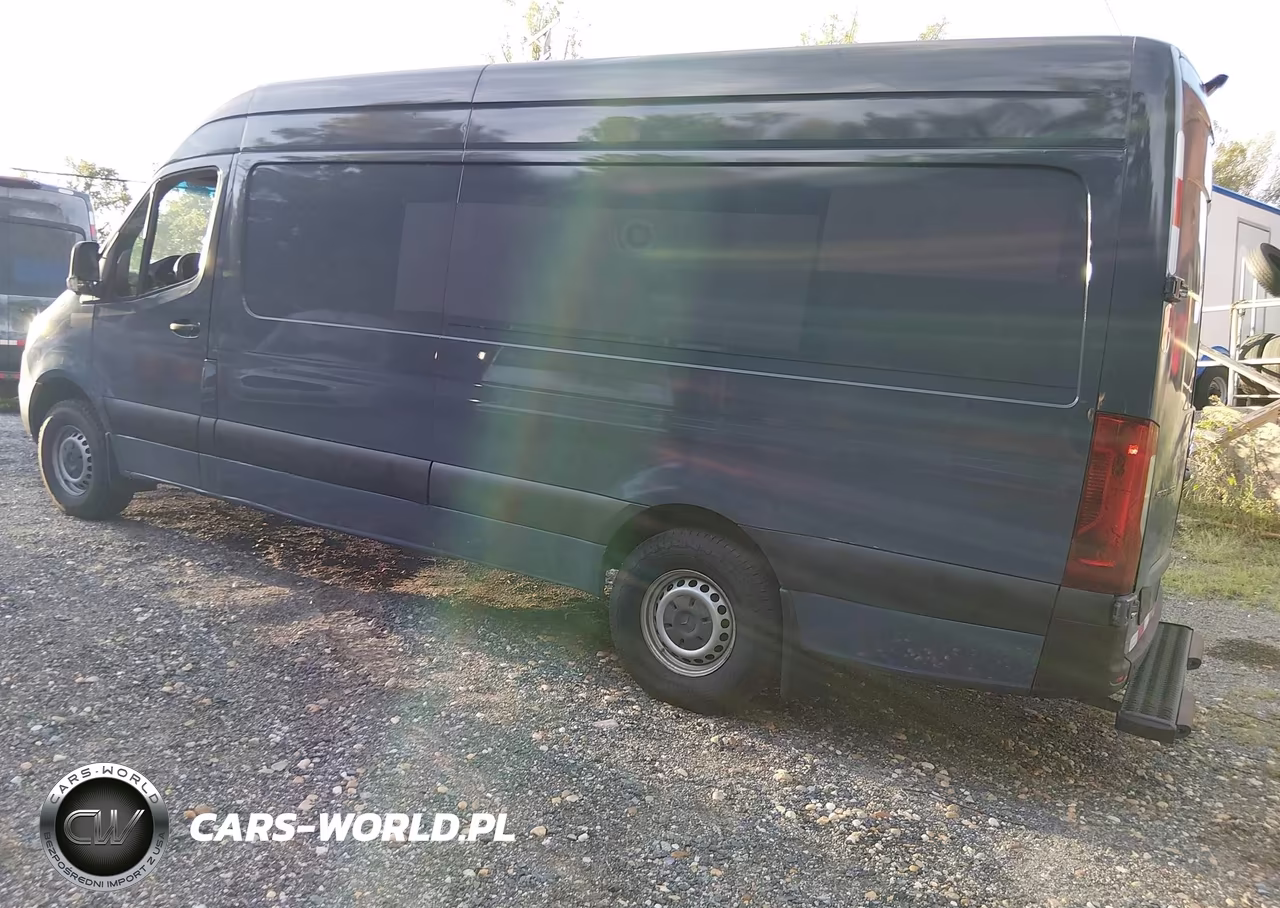 2019 Mercedes-Benz Sprinter 2500 High Roof V6 VIN:WD4PF1CD6KP152673 - 3